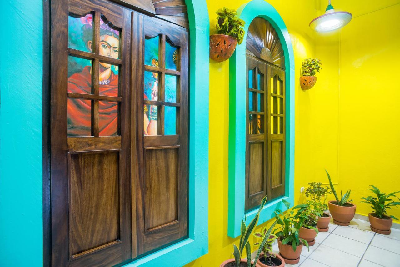 Готель Casa Maria Malecon Пуерто-Вальярта Екстер'єр фото